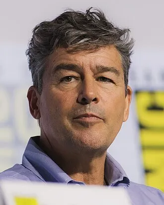 Kyle Chandler