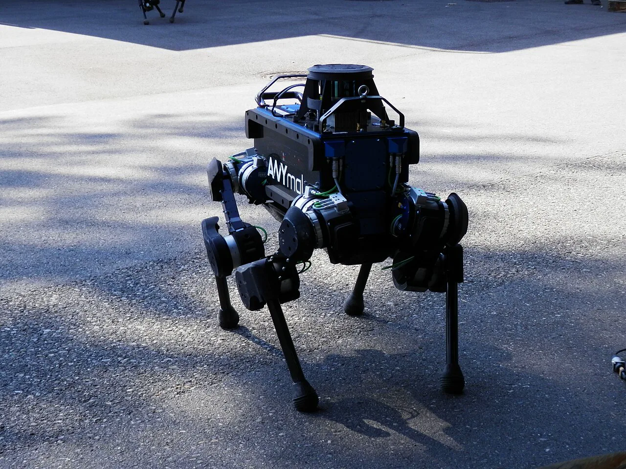 Maratonu tek şarjla koşan robot: enerjinin üçte ikisi ısıya gidiyordu