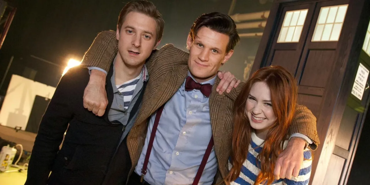 Karen Gillan ve Arthur Darvill, 'Doctor Who' Evrenine Özel Podcast Serisiyle Dönüş Yapıyor