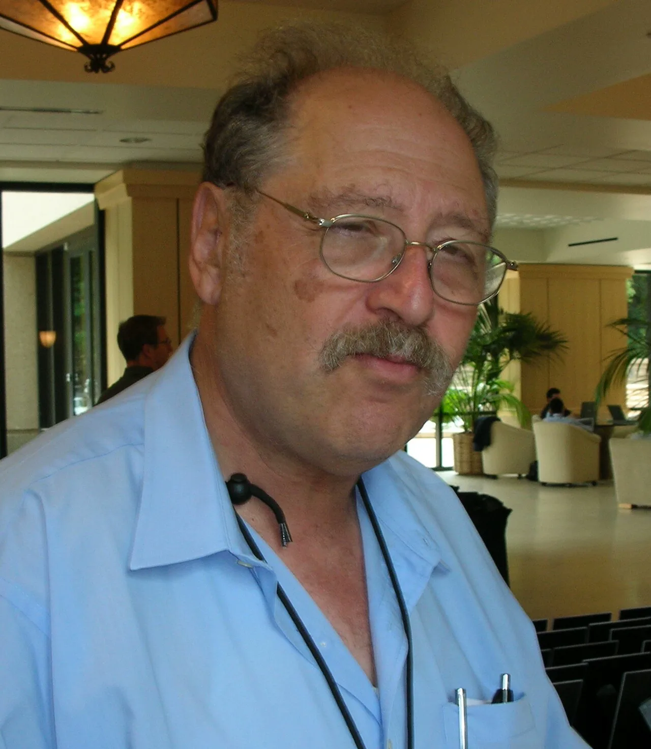 Mirabilis'in kurucuları arasında yer alan Yossi Vardi, 2005'te