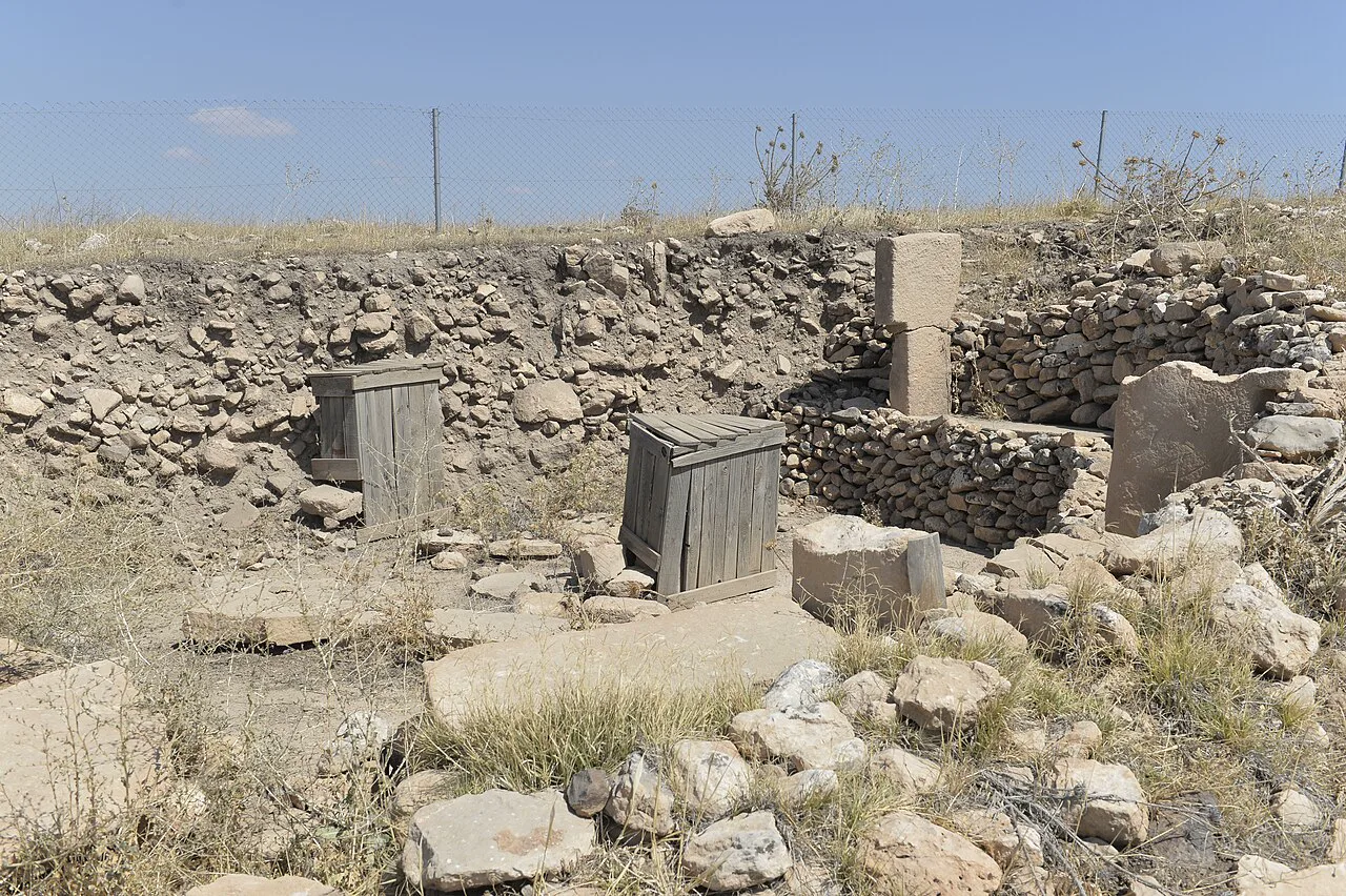 Göbeklitepe'nin güneybatı tümseğinin tepesindeki F Yapısı