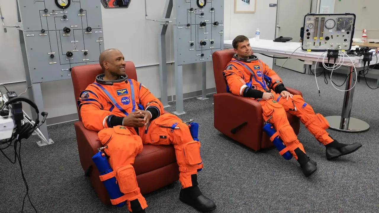 Artemis II Kahramanları Victor Glover ve Reid Wiseman NASA’da Emeritus Statüsüne Geçiyor