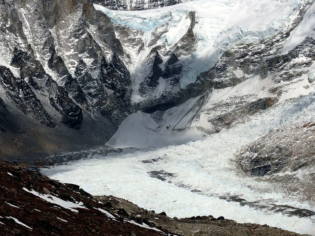 Khumbu buz şelalesi