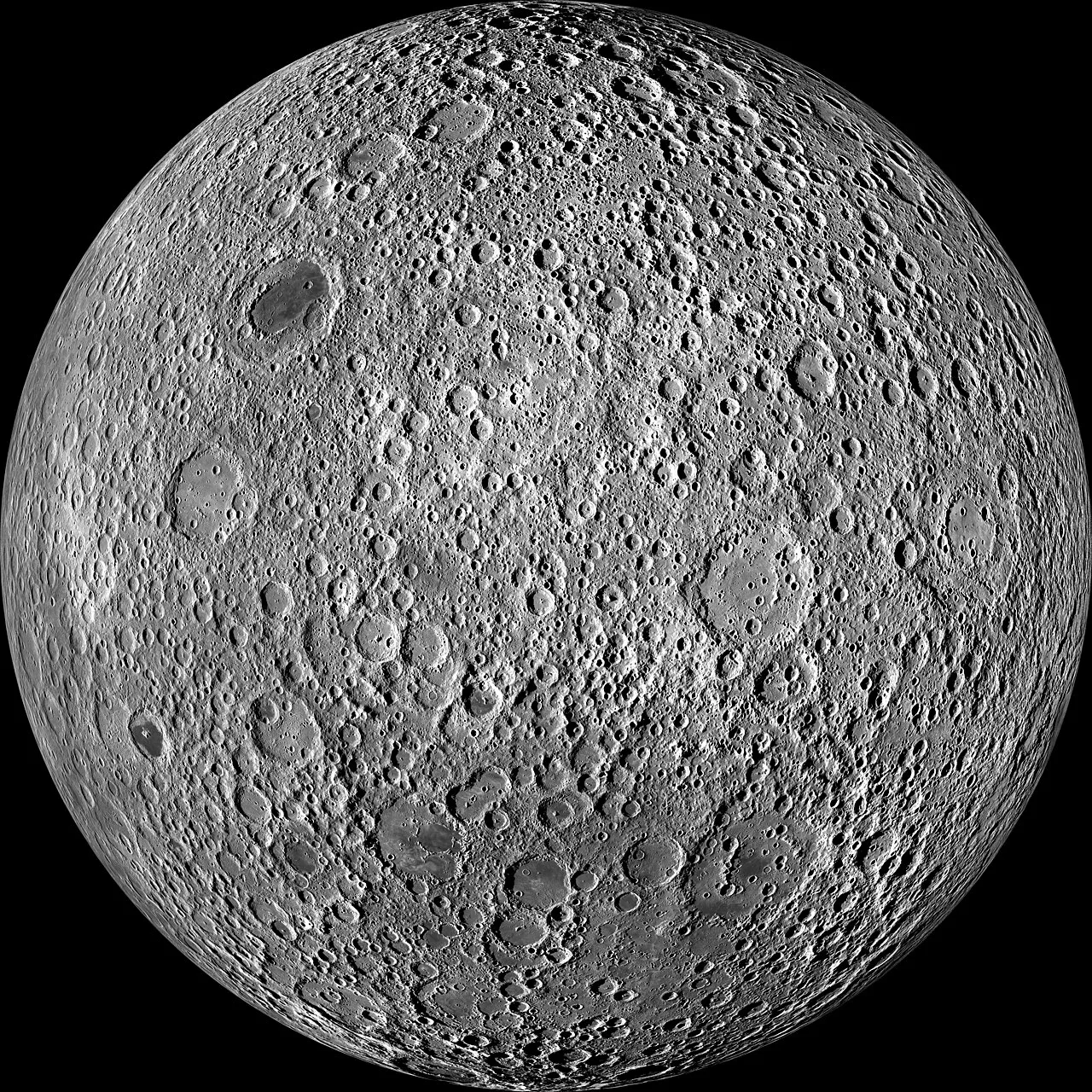 Ay'ın uzak yüzü, Lunar Reconnaissance Orbiter görüntülerinden birleştirilmiş mozaik