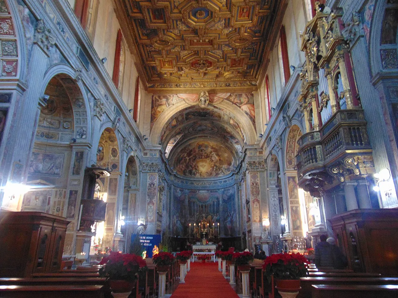 Roma'daki Santo Spirito in Sassia Kilisesi'nin cephesi