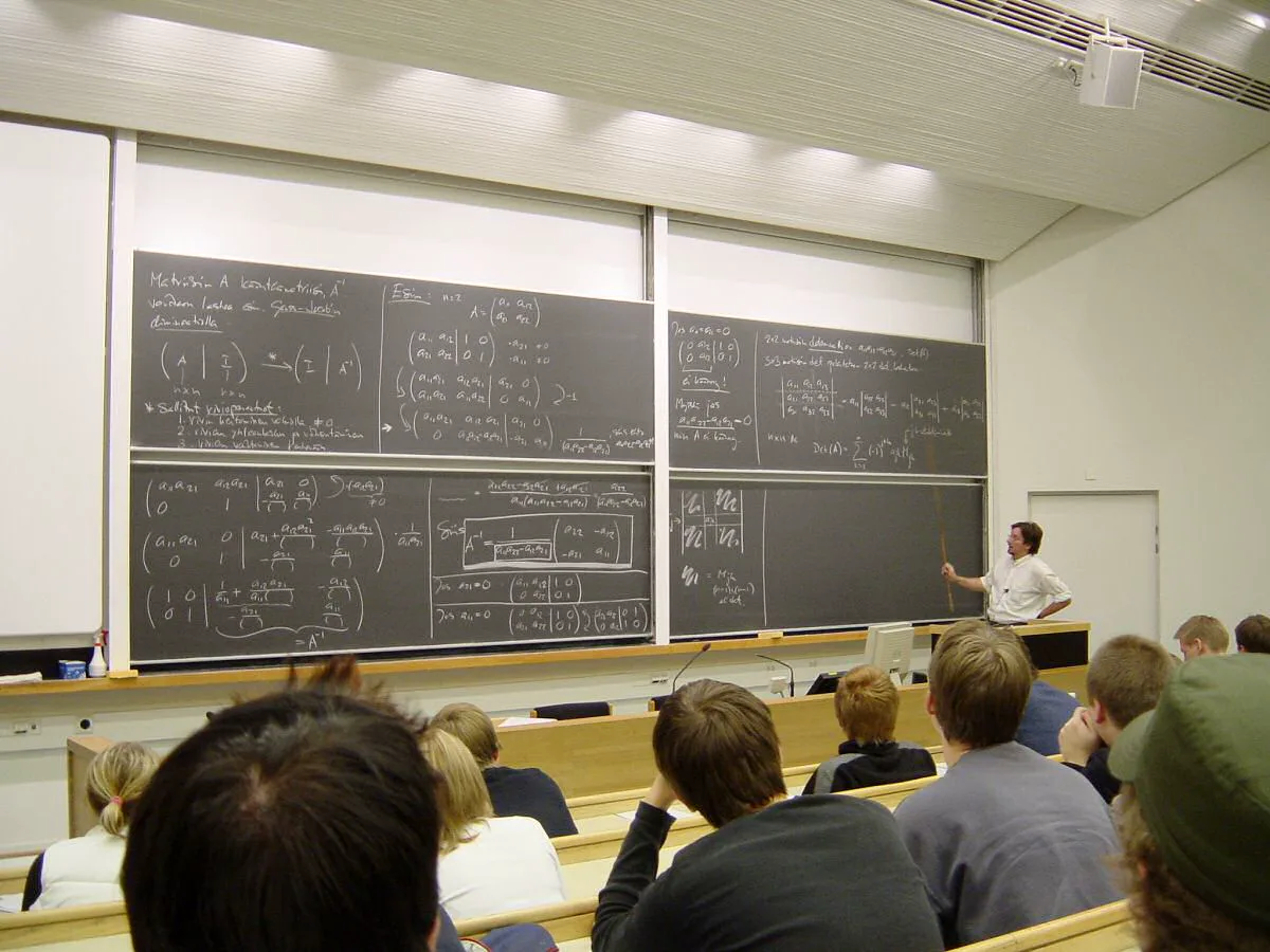 arXiv ayda iki makaleyle sınırladı: matematikçiler arşivin geleceğinden kaygılı