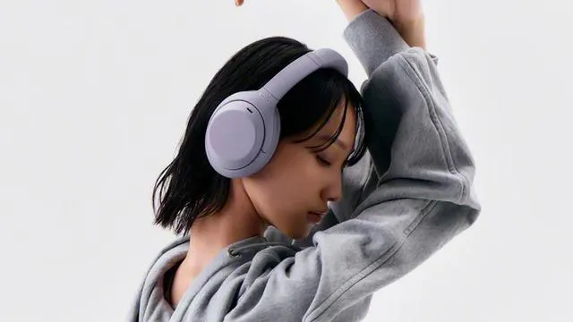 Sony WH-1000XM4C: Katlanabilir Efsane Kulaklık Yeniden Sahneye Çıktı