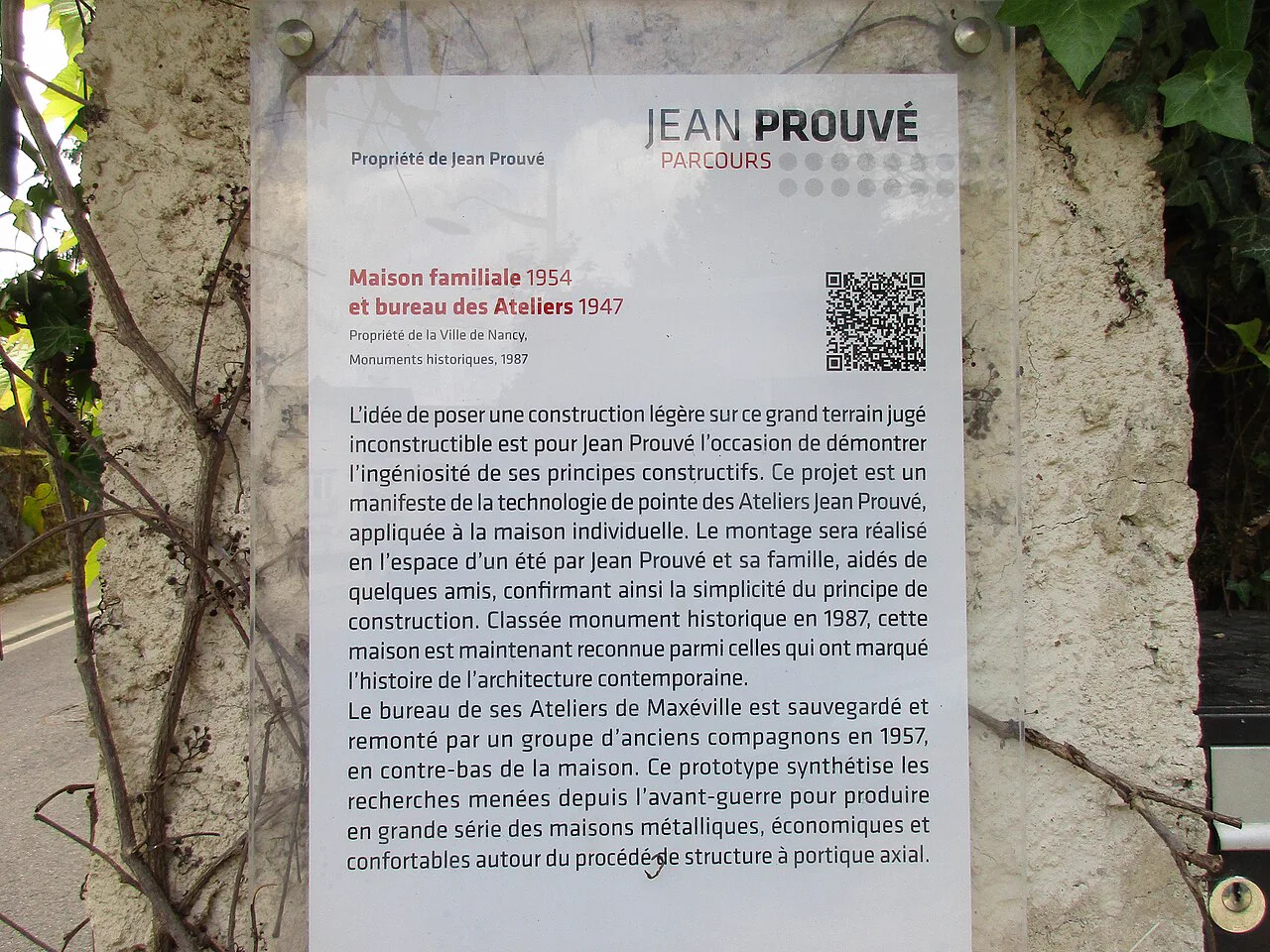 Jean Prouvé'nin 1954'te Nancy'de kendi atölyesinin parçalarıyla kurduğu aile evi