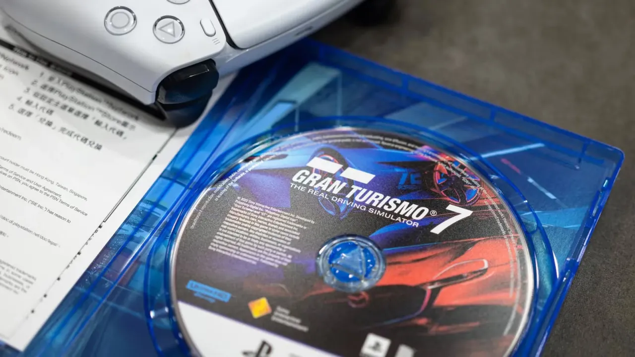 Sony, 2028'de Fiziksel Disk Üretimini Durduracak: Büyük Başlık Oyunların Gelirinde Fiziksel Satışlar Hâlâ Önemli