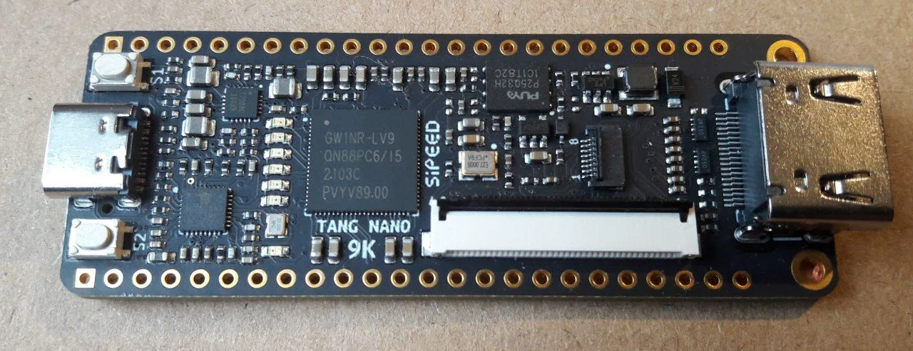 Sipeed Tang Nano 9K FPGA kartı; üzerindeki devre açık kaynak araçlarla yeniden programlanabiliyor