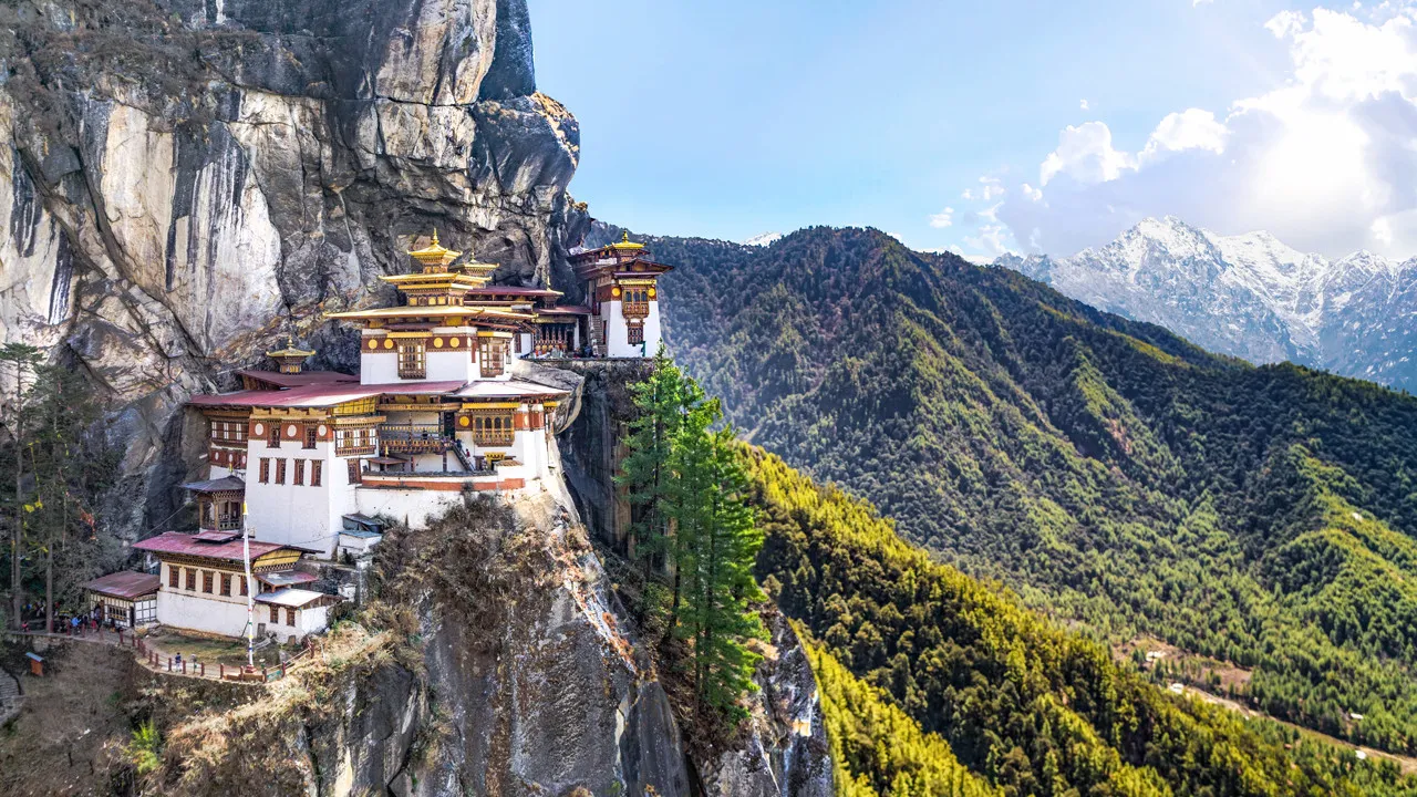 Tibet Buzullarının Altında 128 Bin Yıllık İklim Arşivi Ortaya Çıktı