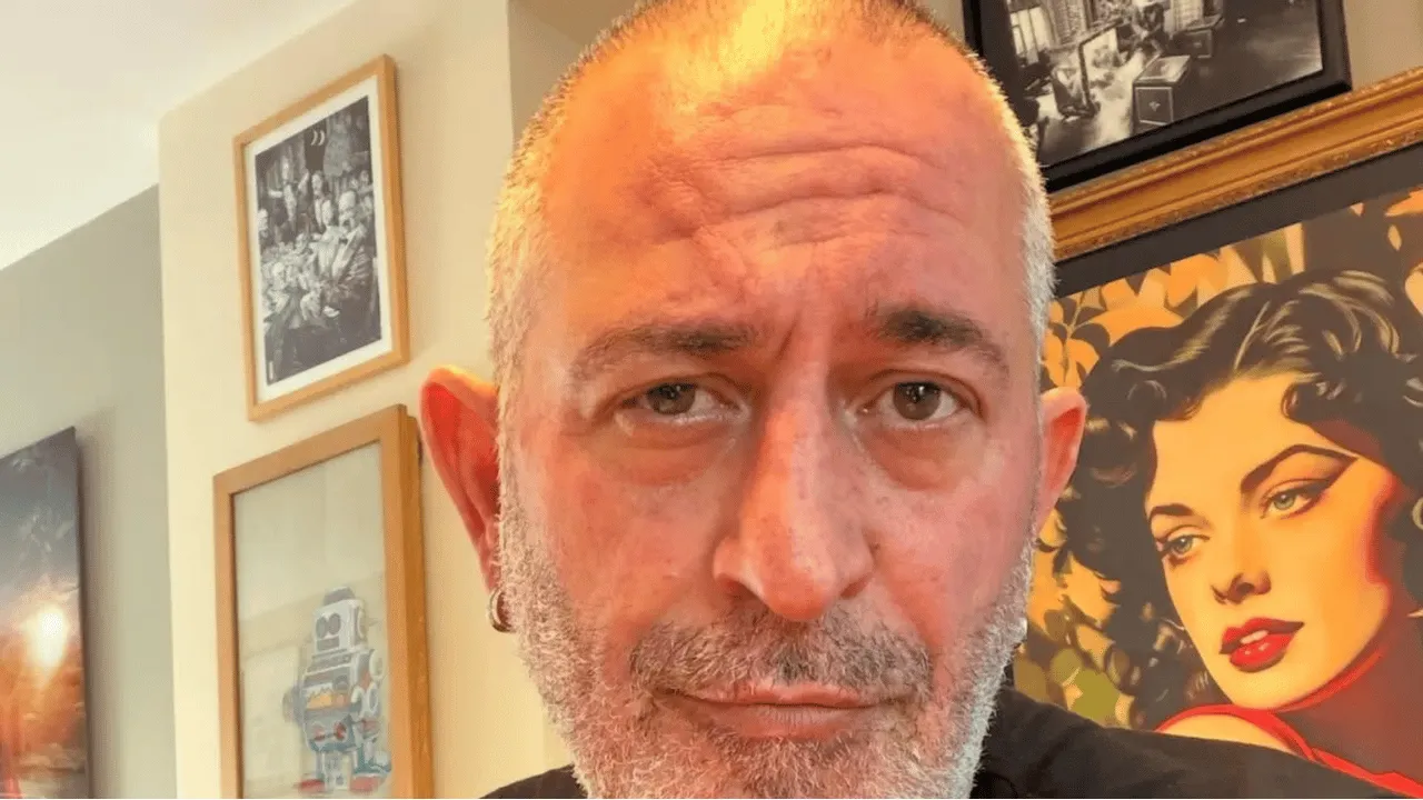 Cem Yılmaz, Kalp Krizi Sonrası Yeni Film 'Cafer Dönüyor' ile Sinemaya Dönüyor