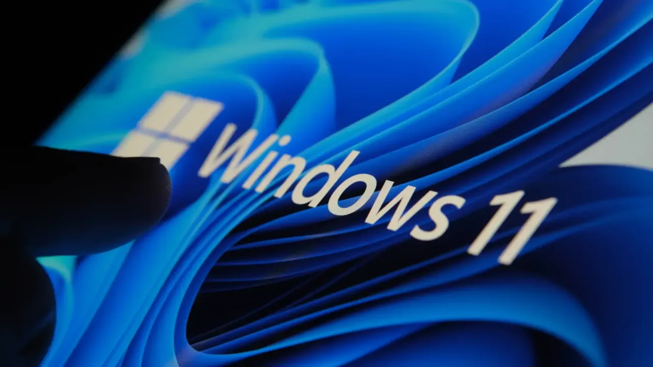 Windows 11, Uygulamalara Kullanıcı Yaş Aralığını ve Doğrulama Durumunu Bildirecek Yeni API'yi Tanıttı