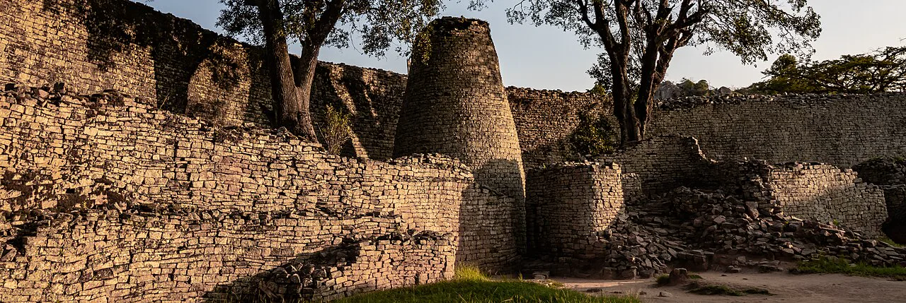Great Zimbabwe'de Çin Çömleği: Bir Afrika Başkentinin 8 Bin Kilometrelik Ağı