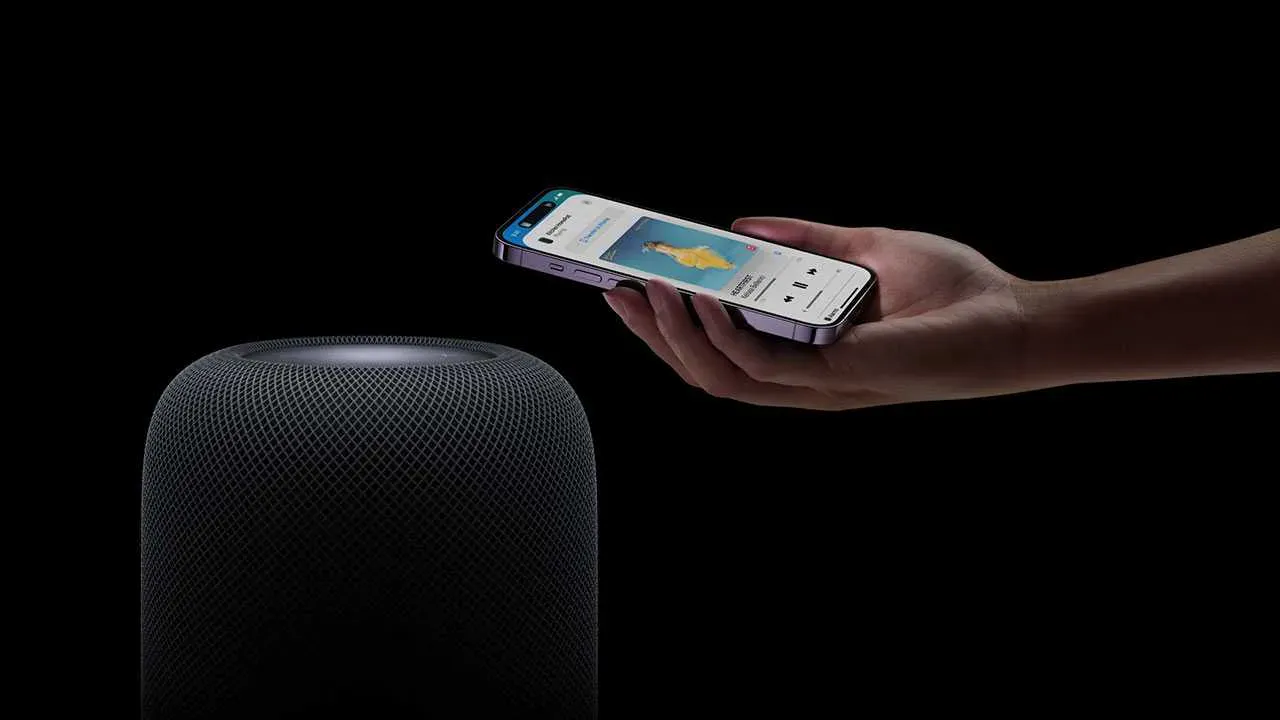 Apple, HomePod'ları Dört Hoparlörlü Surround Ses ve Party Mode ile Ev Sinemasına Dönüştürüyor