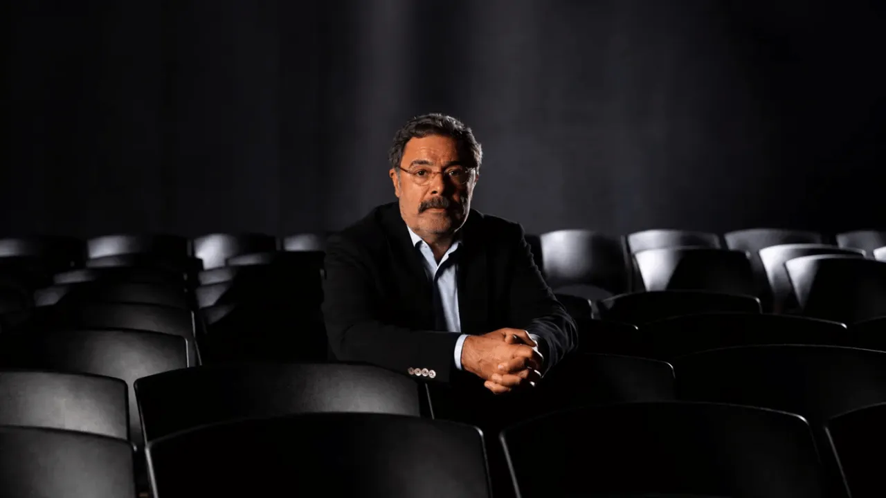 Ahmet Ümit'in “Sis ve Gece” Romanı İran’da İzinsiz Diziye Uyarlanarak Telif İhlali Şoku Yaşadı