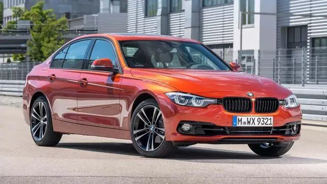 BMW, 189 Binden Fazla Sedan Modelini Yangın Riski Nedeniyle Geri Çağırıyor