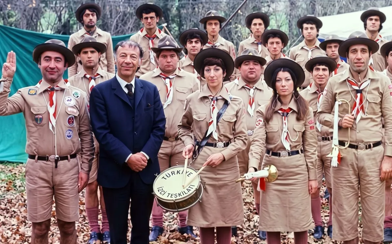 Hababam Sınıfı Tatilde Bu Akşam Star'da: Aile Boyu Kahkaha Garantili