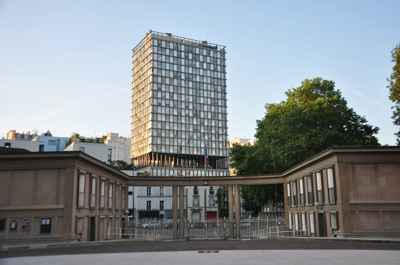 Paris'in ilk gökdeleninde Charlotte Perriand'ın duvara gömülü mutfağı
