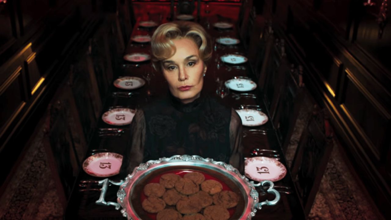 American Horror Story 13. Sezon: Efsane Kadroyla Korku Zirvesi 24 Eylül'de Başlıyor!
