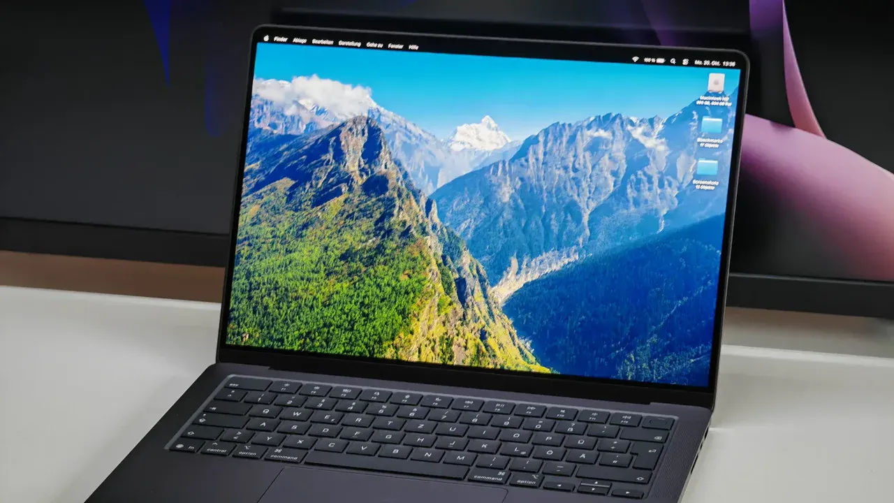 iPhone 17 Pro Max ve M4 Pro MacBook Pro’da “Backburner” Yazılımıyla Yapay Zeka Hızı %44 Arttı
